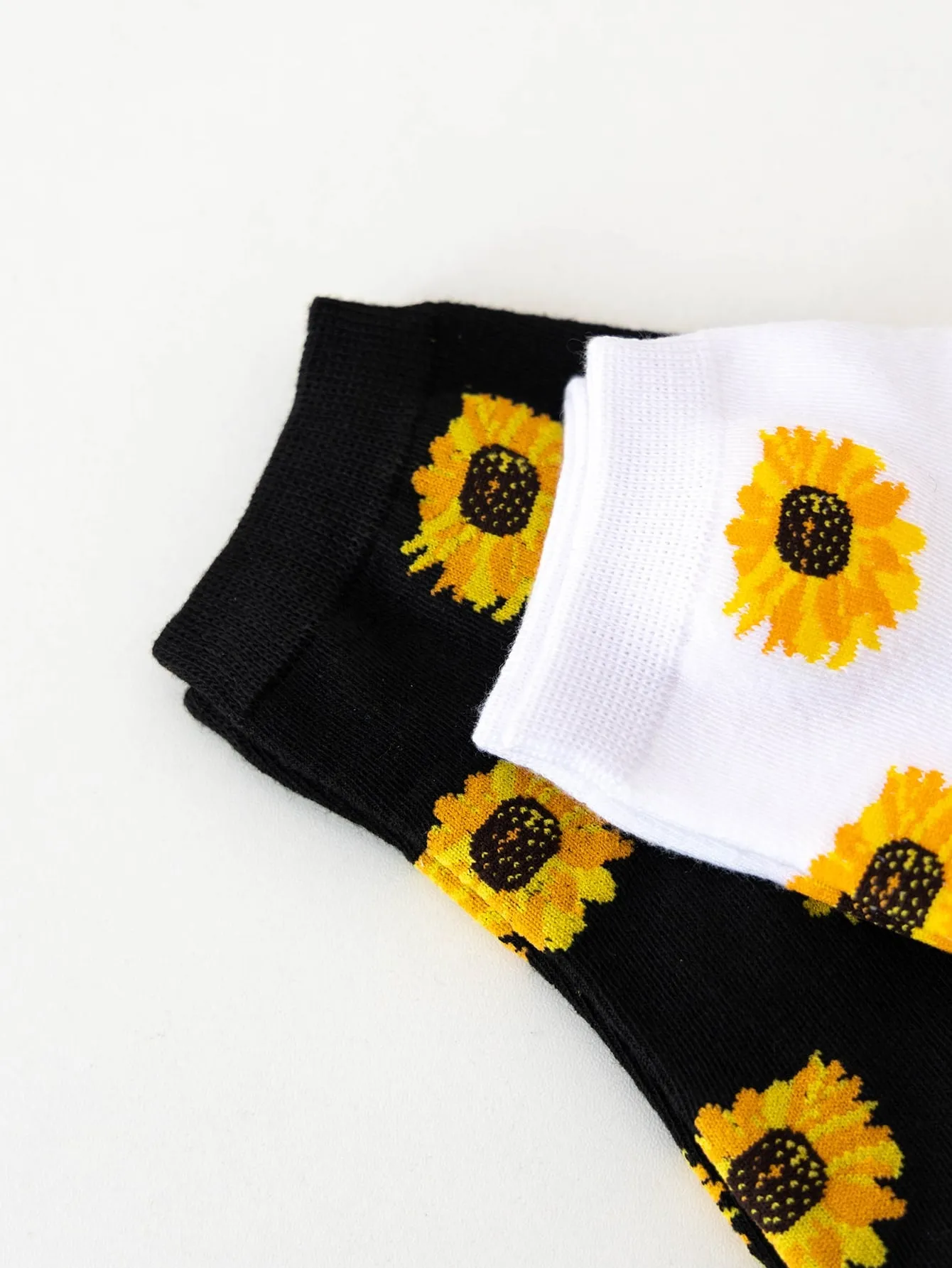 2pairs Sunflower Ankle Socks Silly Socks for Women Funky Socks Funny Socks