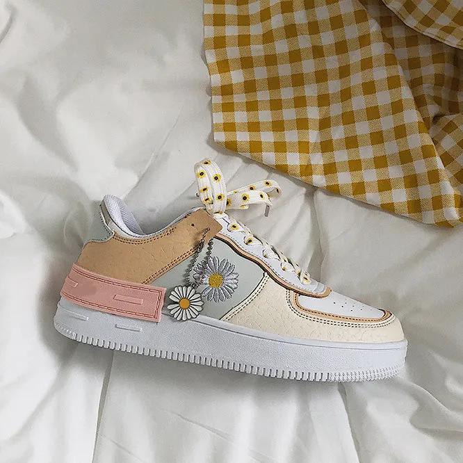 Daisy Sneakers