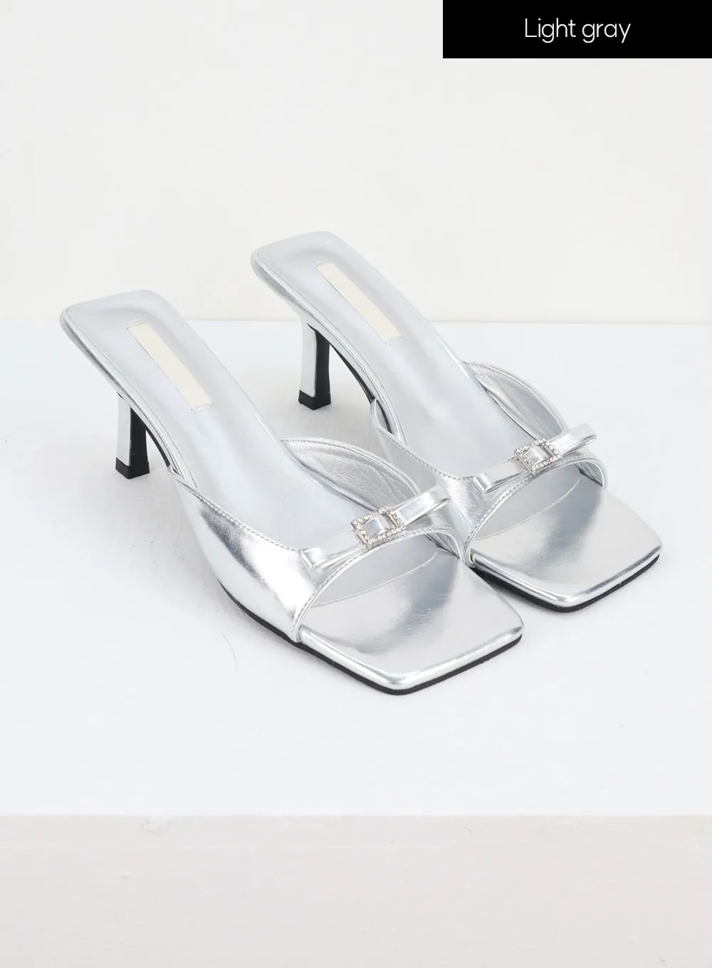 Heel Sandals IU322