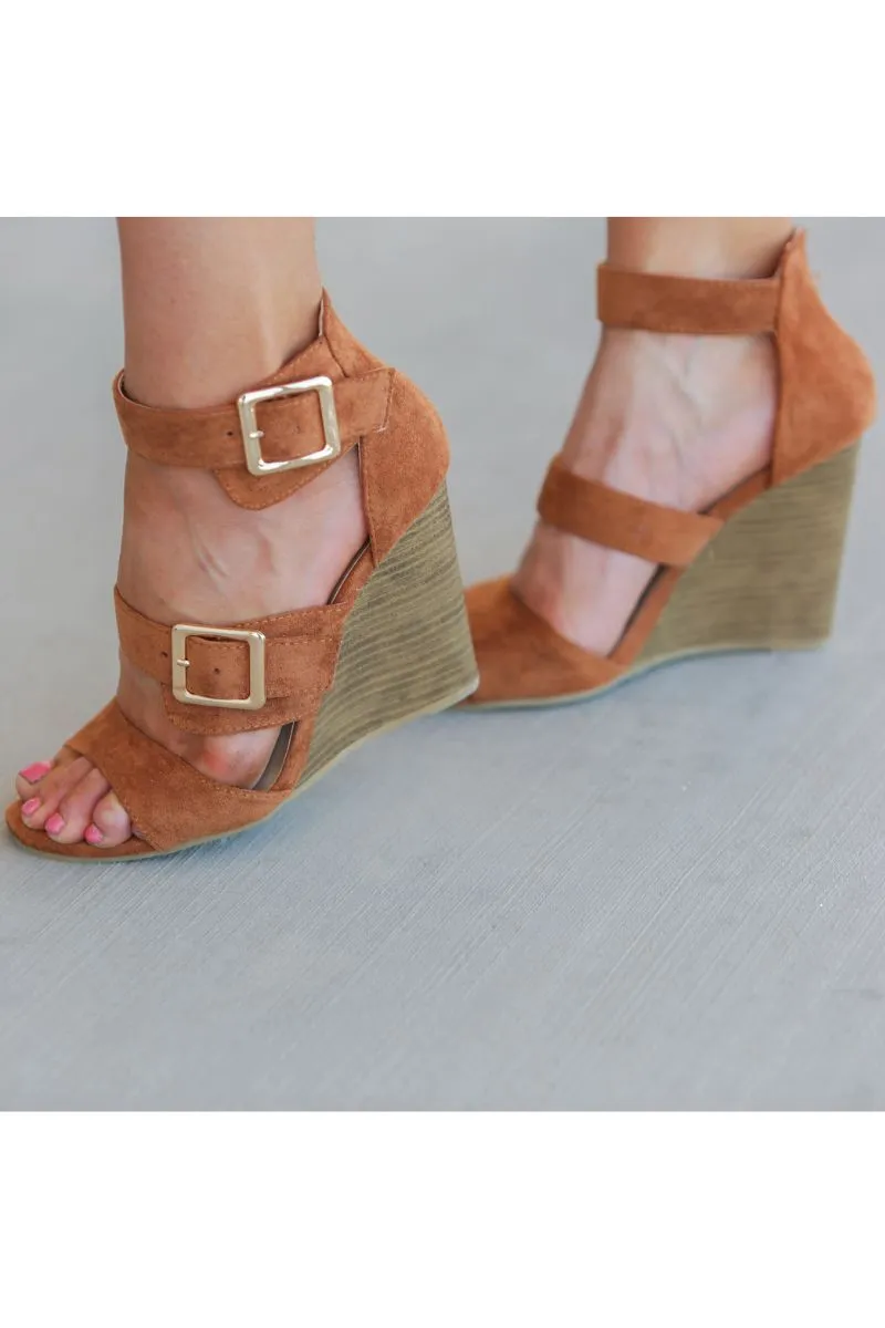 Hudson Strap Wedge