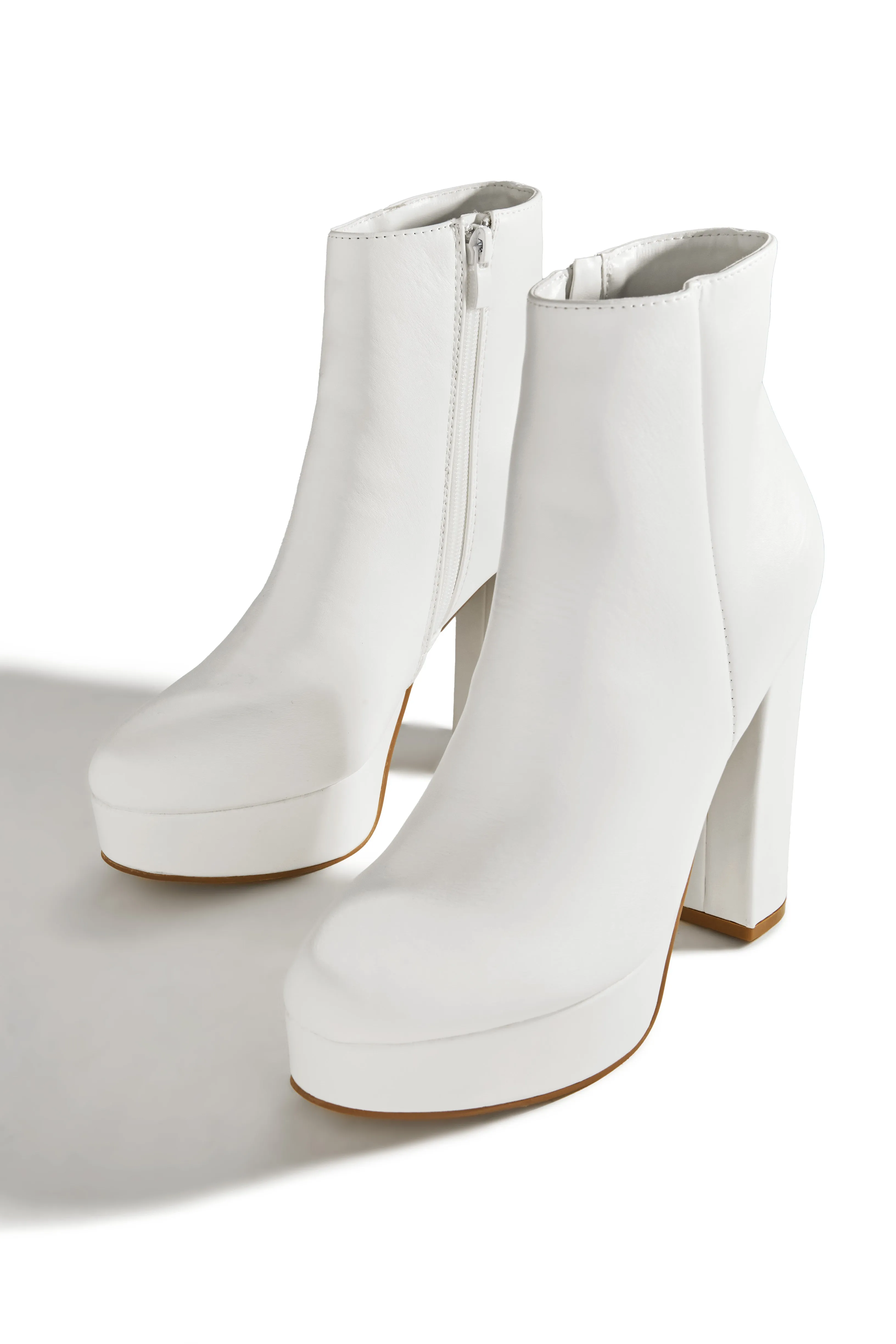 Oaklynn Platform Ankle Boots - White