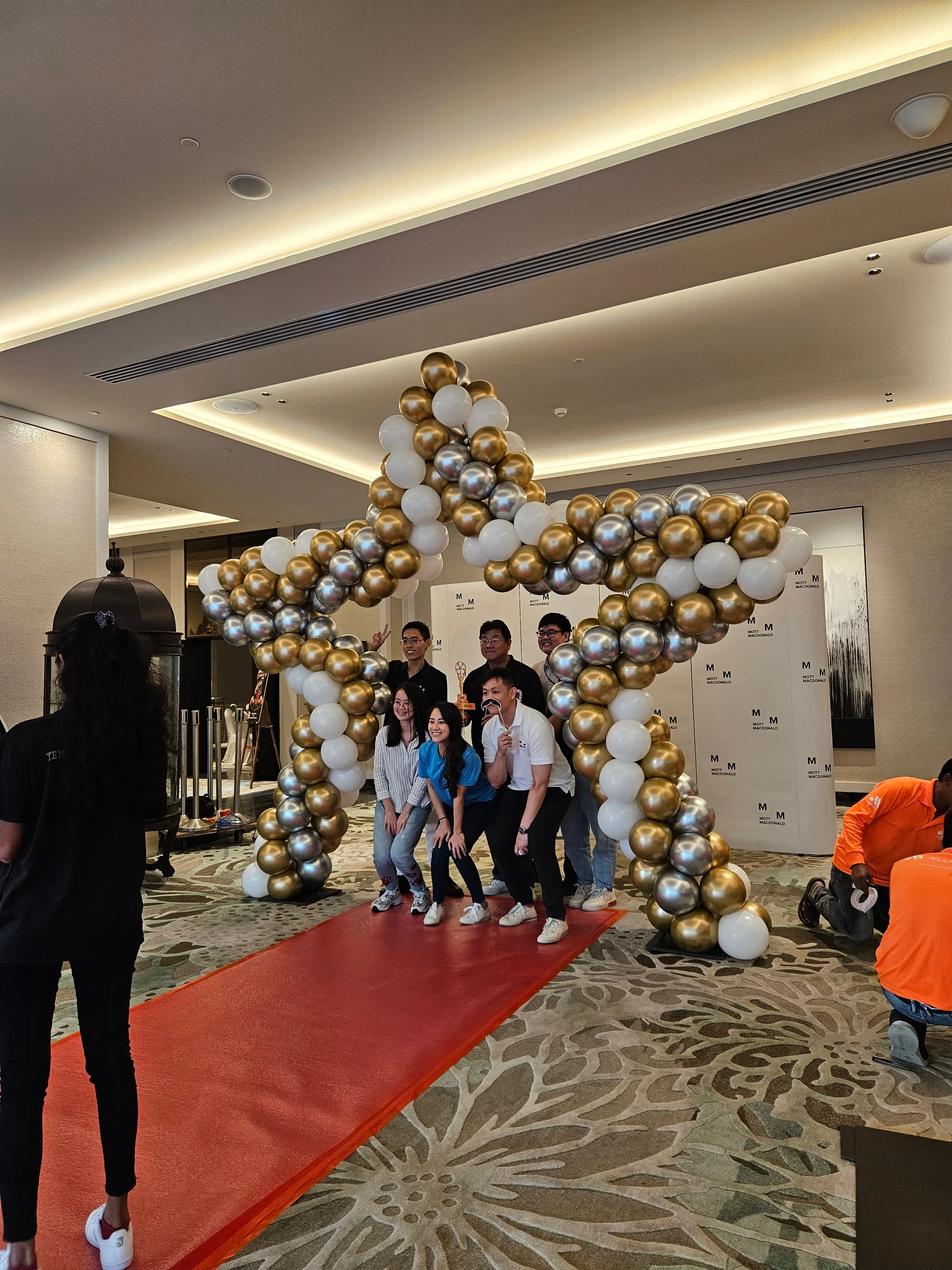 Star Balloon Arch