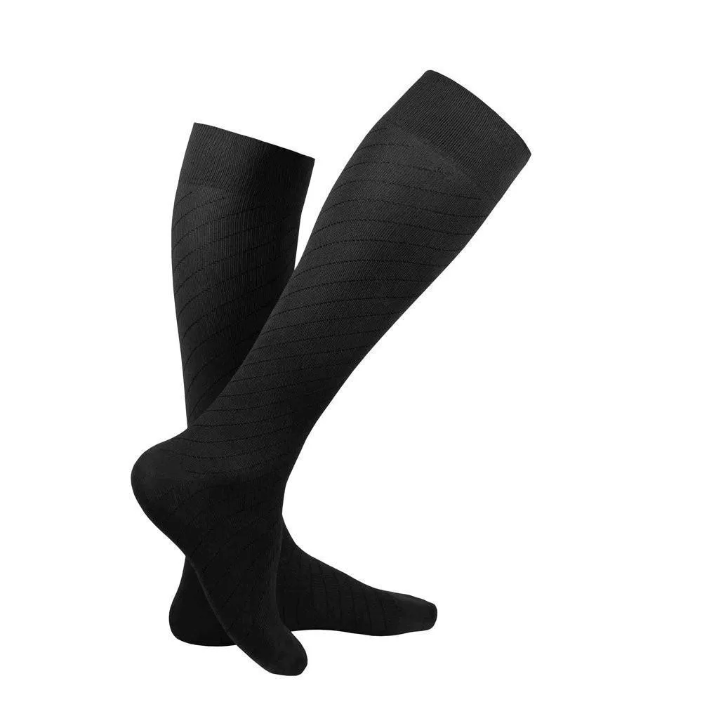 TRUFORM® Travel Series Knee High 15-20 mmHg