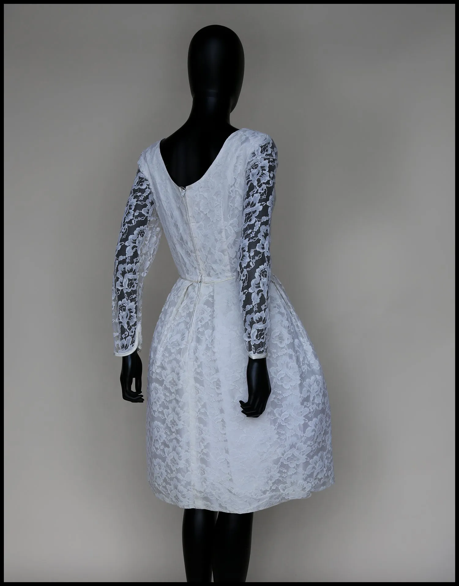 Vintage 1960s Ivory Lace Short Wedding Dress